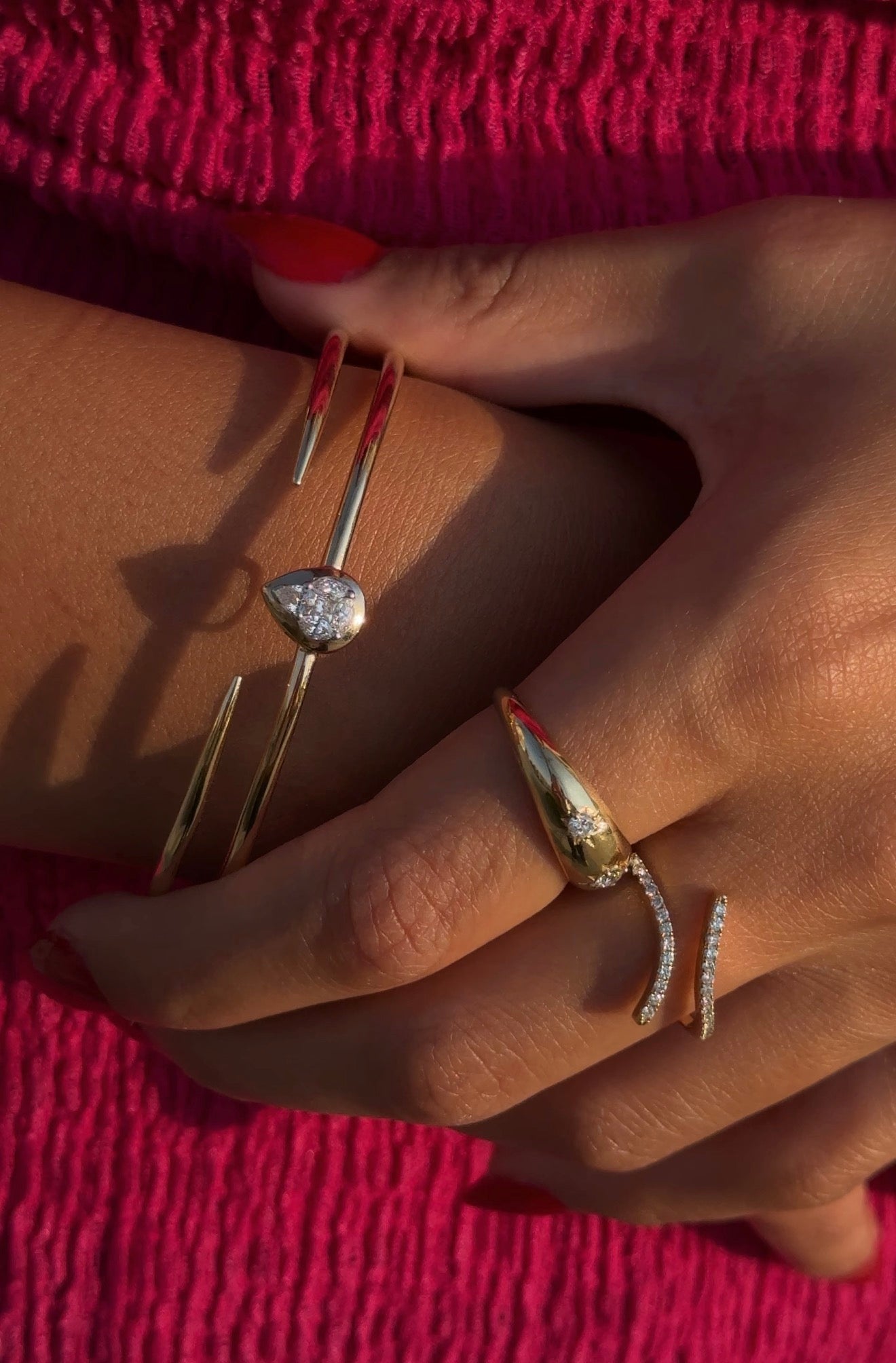 Pear Bezel Bangle - B17