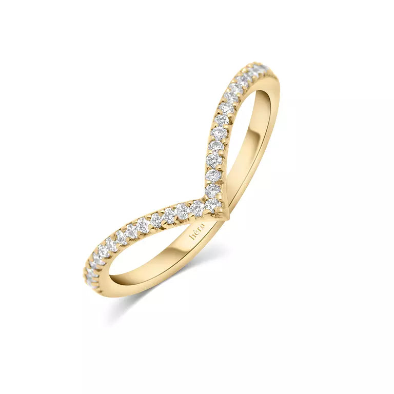 The Diamond V Ring - R12