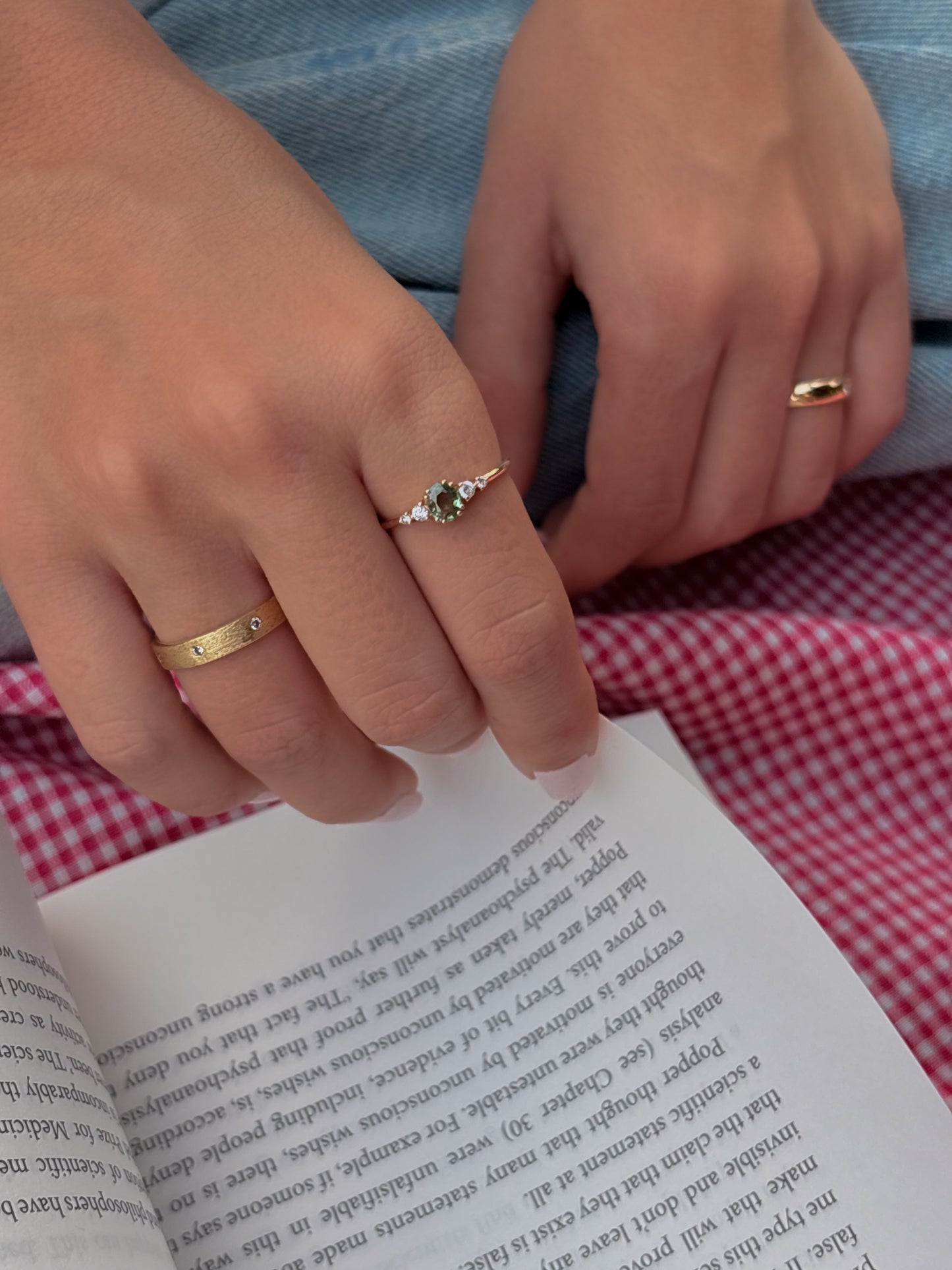 Green Sapphire Centerpiece Ring - R71