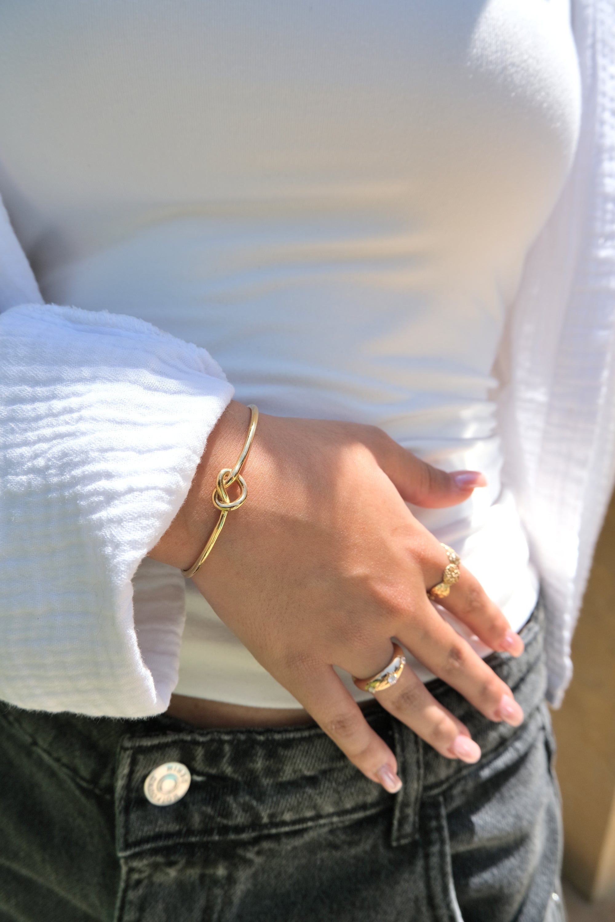 The Knot Bangle - B14