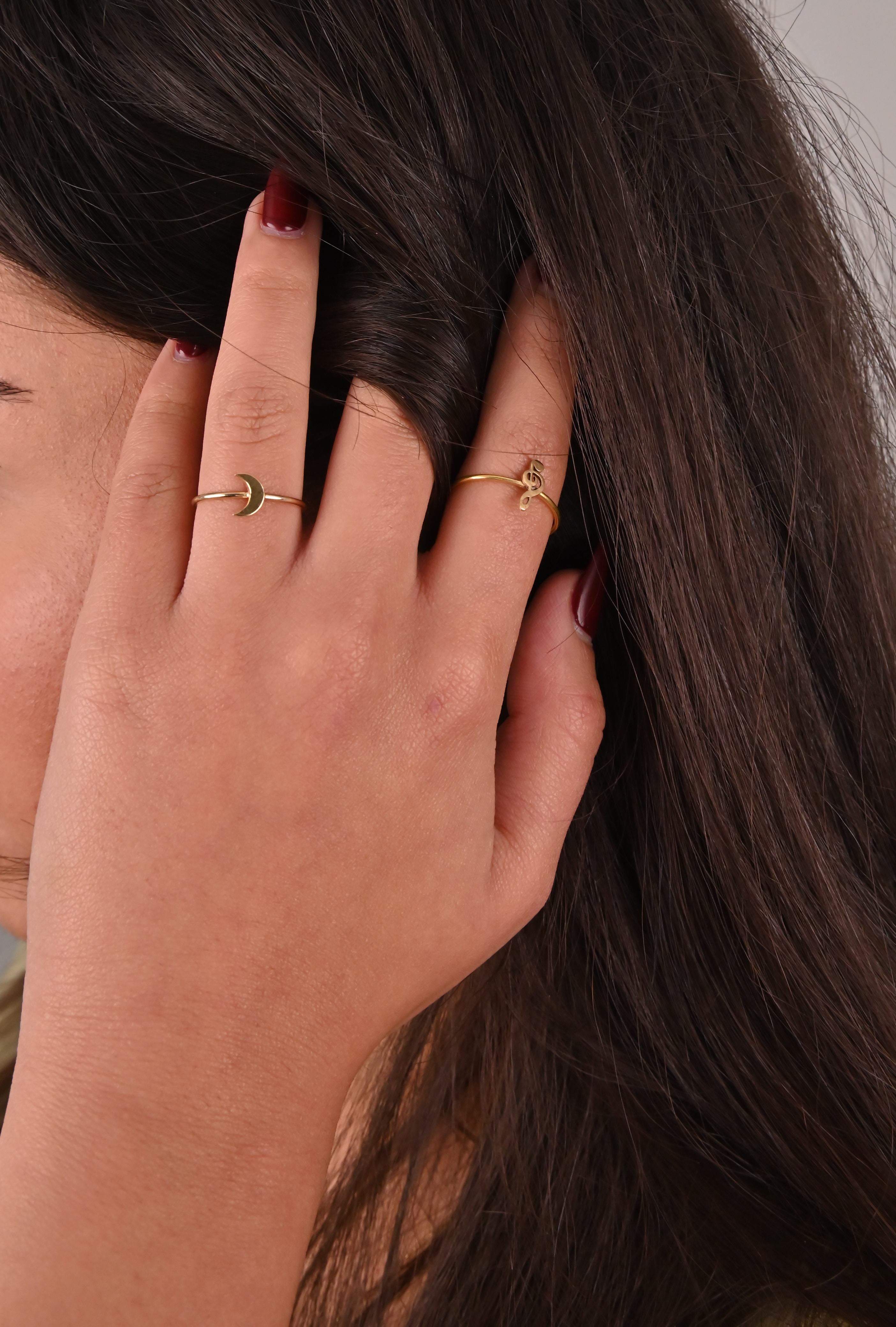 Crescent Moon Ring - R33