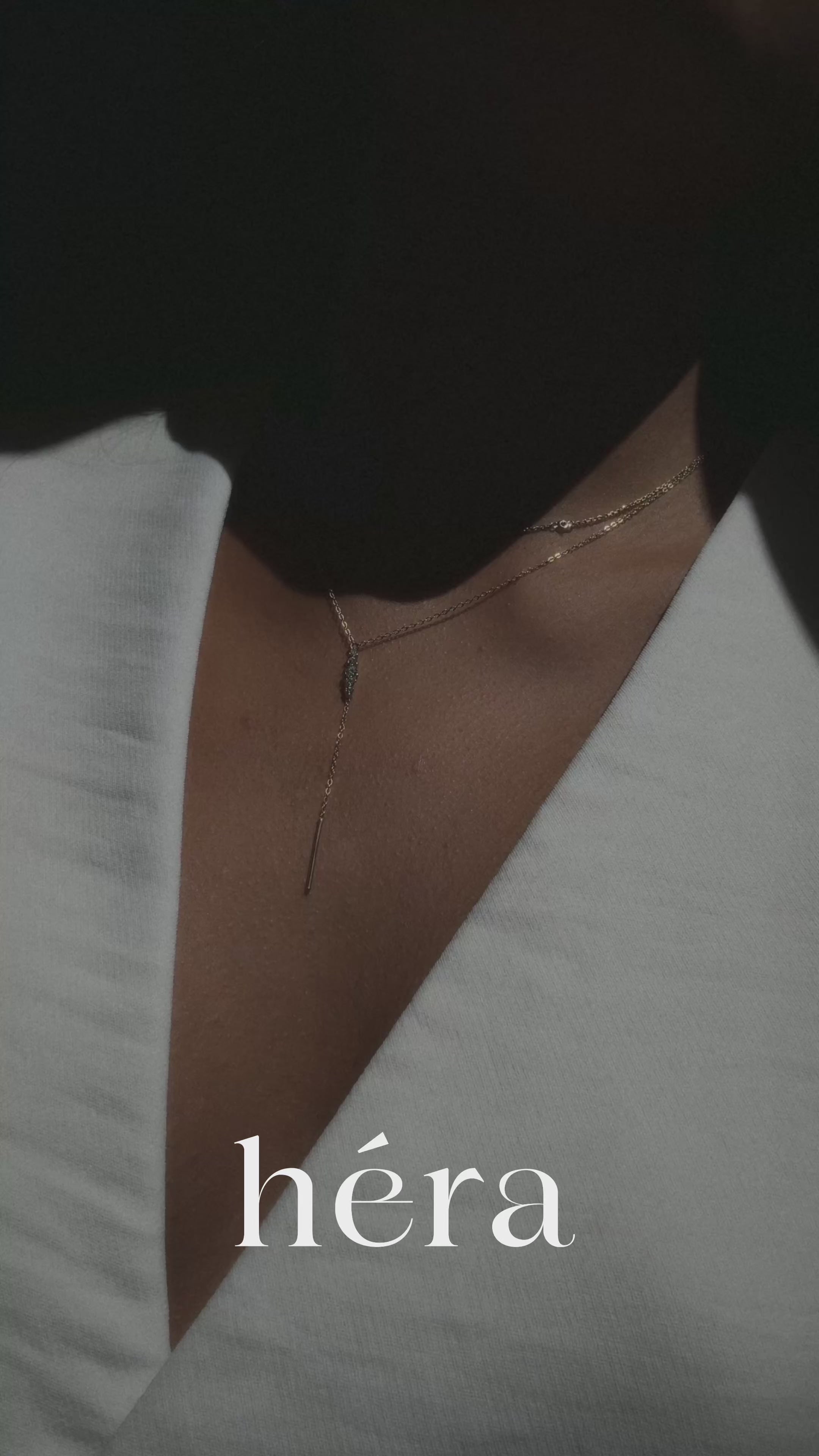 Dangling Diamond Pendant - np29